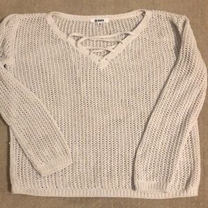 BB Dakota Sweater